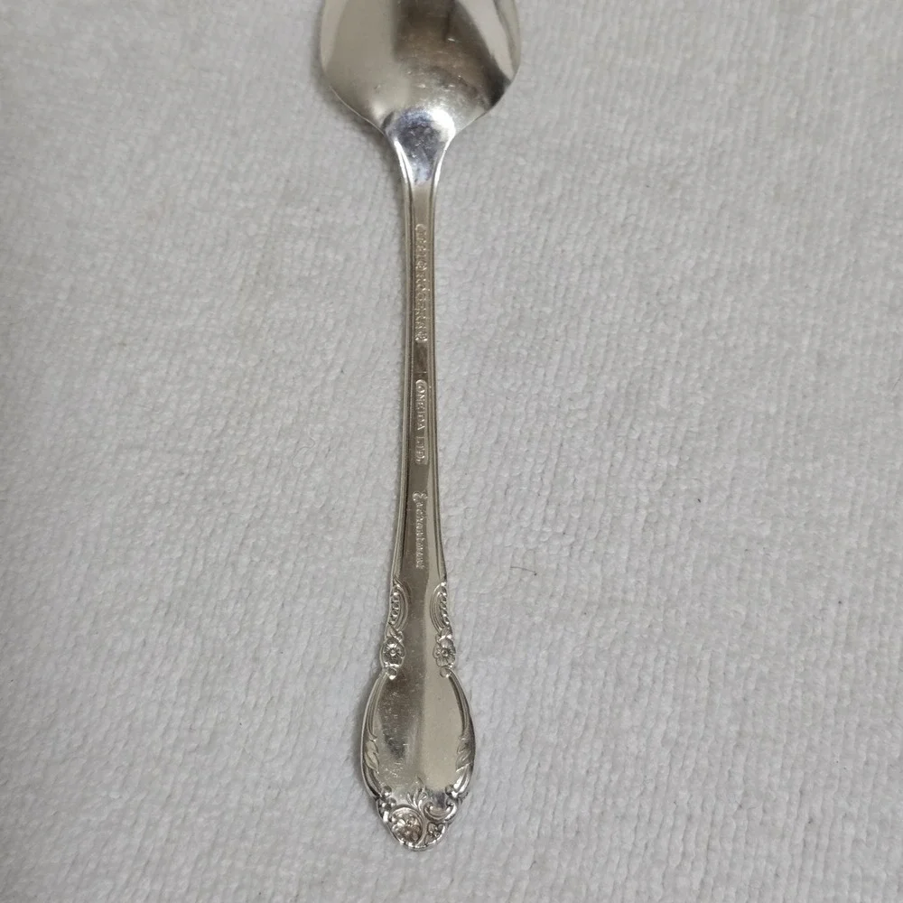 Oneida 1881 Rogers Enchantment Serving Utensils Silver Plate LondonTown 13 Pcs